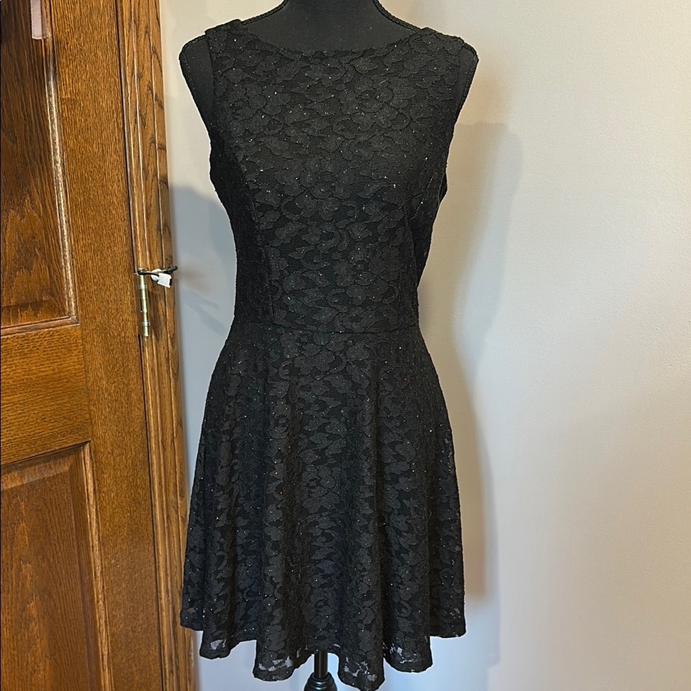 Elegant Black Lace Dress